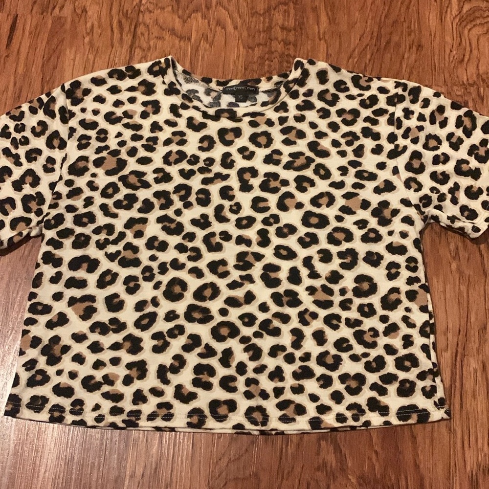 Cheetah print t shirt
